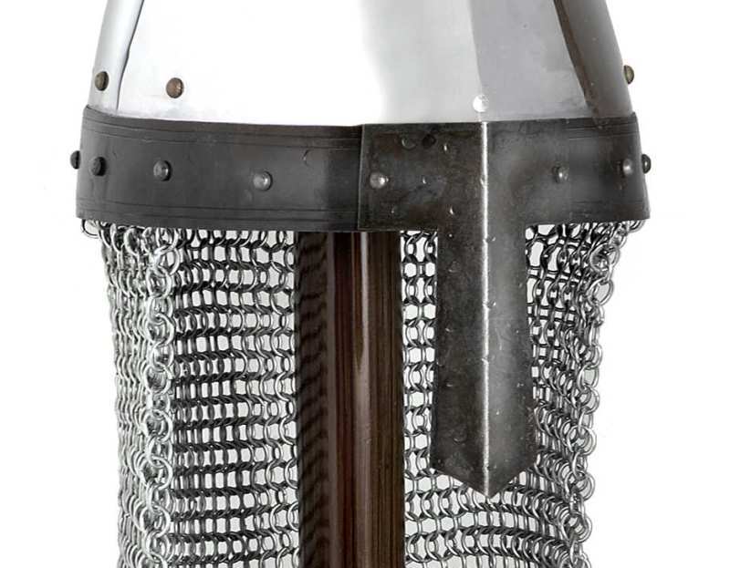 Bild  Normannischer Helm mit Brnne
