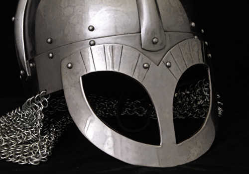 Bild  Wikingerhelm Gjermundbu 
